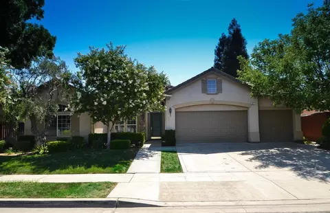 1071 N Harvard Ave, Clovis, CA 93611 photo 1