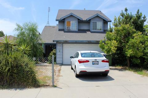 3405 Mitchell, Selma, CA 93662 photo 1