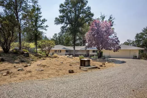 49140 Cavin Ln, Coarsegold, CA 93614 photo 1