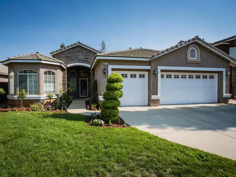 2417 Lester Ave, Clovis, CA 93619 photo 1