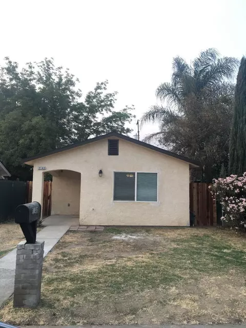 2140 Park St, Selma, CA 93662 photo 1