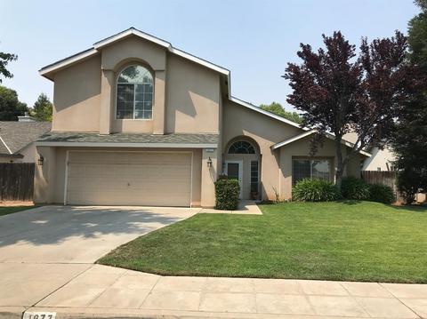 1677 Bedford Ave, Clovis, CA 93611 photo 1