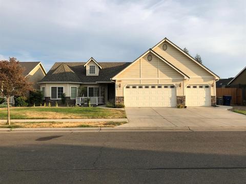 544 W Lester Ave, Clovis, CA 93619 photo 1