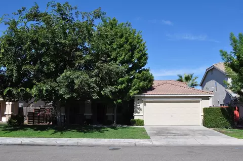 1178 Peach Tree Dr, Madera, CA 93637 photo 1