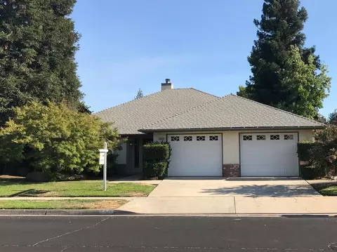 2422 Robinwood Ave, Clovis, CA 93611 photo 1