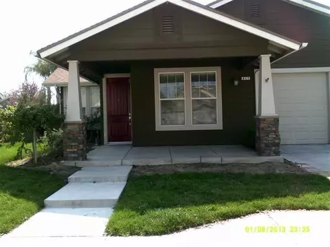417 W Herbert Ave, Reedley, CA 93654 photo 1