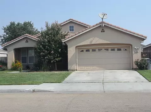 5249 E Byrd Ave, Fresno, CA 93725 photo 1