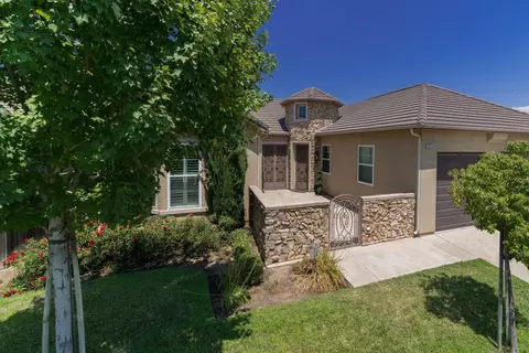 3315 Sierra Madre Ave, Clovis, CA 93619 photo 1