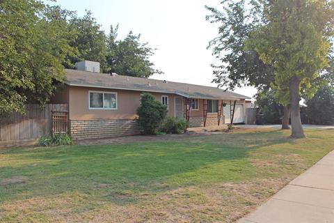 427 Juniper Ln, Lemoore, CA 93245 photo 1