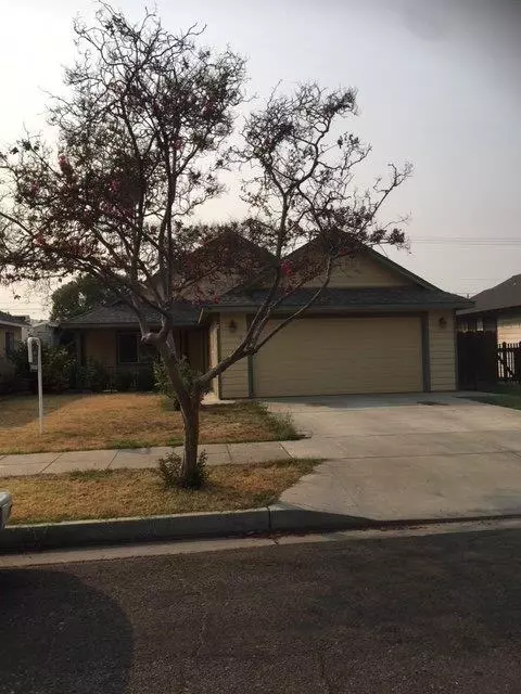 304 Riverside Ave, Chowchilla, CA 93610 photo 1