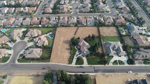 3323 Loyola Ave, Clovis, CA 93619 photo 1
