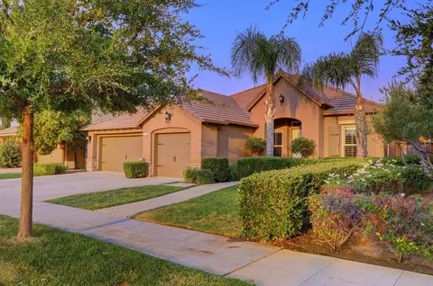 1820 N Sanders Ave, Clovis, CA 93619 photo 1