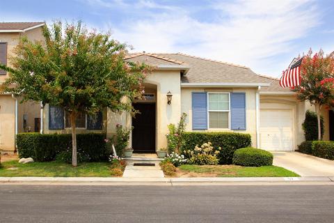 57 W Tivoli Ln, Clovis, CA 93619 photo 1