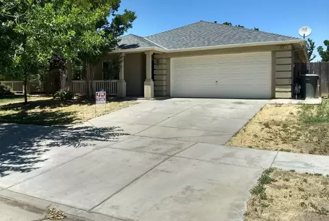 631 Brittany Way, Merced, CA 95341 photo 1