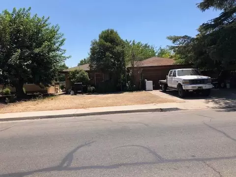 15481 W E St, Kerman, CA 93630 photo 1