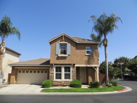 879 Tureaud Ln, Clovis, CA 93619 photo 1