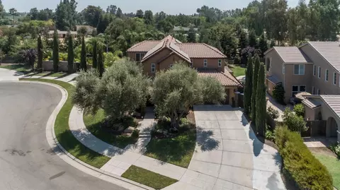 3312 Sussex Ave, Clovis, CA 93619 photo 1