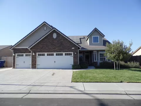 2961 Sierra Madre Ave, Clovis, CA 93611 photo 1