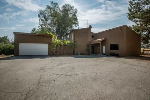 22018 Frontier Rd, Clovis, CA 93619 photo 1