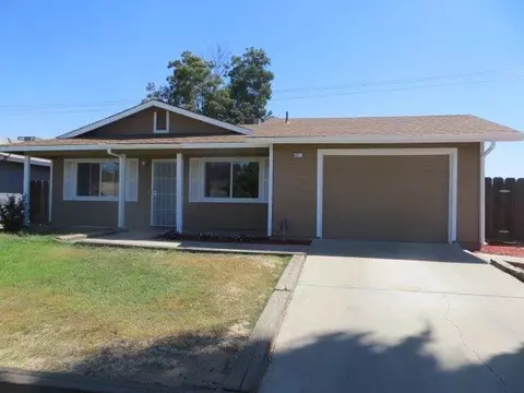 2111 Truman Dr, Chowchilla, CA 93610 photo 1