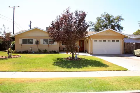 265 Earl Way, Hanford, CA 93230 photo 1