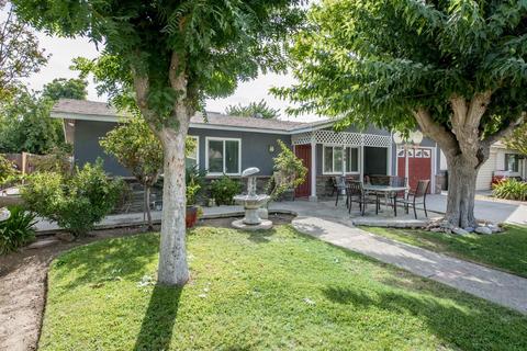 856 S 12th St, Kerman, CA 93630 photo 1