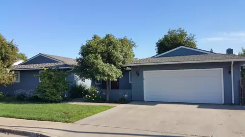 1716 Portals Ave, Clovis, CA 93611 photo 1