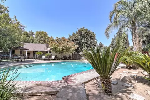2250 Escalon Ave, Clovis, CA 93611 photo 1