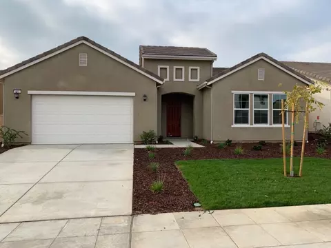 640 Blossom Way S, Madera, CA 93636 photo 1
