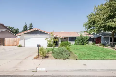 521 W Polson Ave, Clovis, CA 93612 photo 1