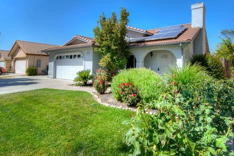 2917 Gamay Ave, Madera, CA 93637 photo 1