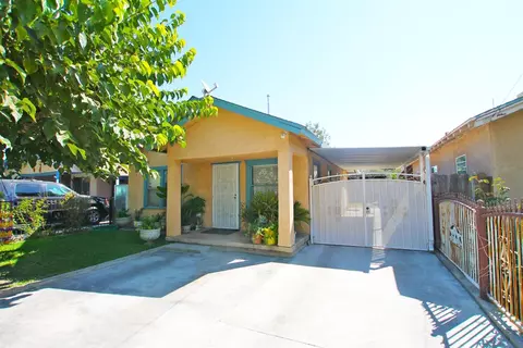 424 S D St, Tulare, CA 93274 photo 1