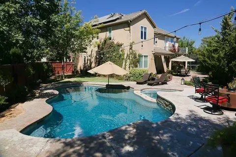 11087 E Greenbury Way, Clovis, CA 93619 photo 1