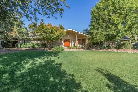 10542 Keats Ave, Clovis, CA 93619 photo 1