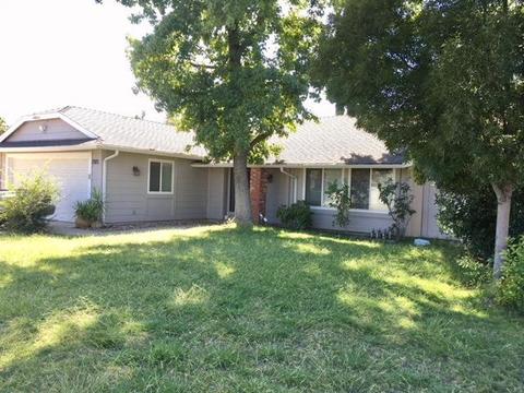 2970 Terry Ave, Clovis, CA 93612 photo 1