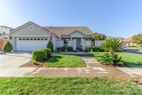 3220 Serena Ave, Clovis, CA 93619 photo 1