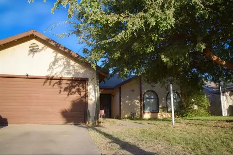 1886 Snyder St, Selma, CA 93662 photo 1