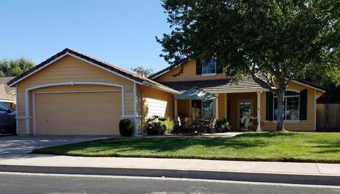2712 Mitchell Ave, Clovis, CA 93611 photo 1