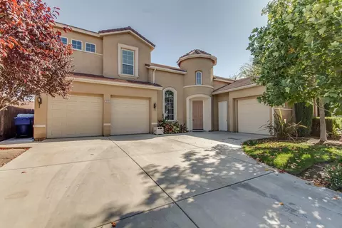 1909 N Elm Ave, Clovis, CA 93619 photo 1