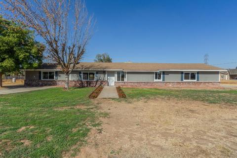 18533 Norwalk Dr, Madera, CA 93638 photo 1