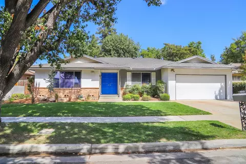 3304 E Sample Ave, Fresno, CA 93710 photo 1