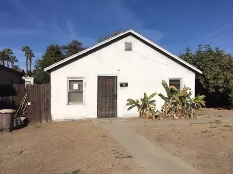 951 S 6th St, Kerman, CA 93630 photo 1