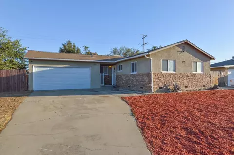 5688 E Ashlan Ave, Fresno, CA 93727 photo 1