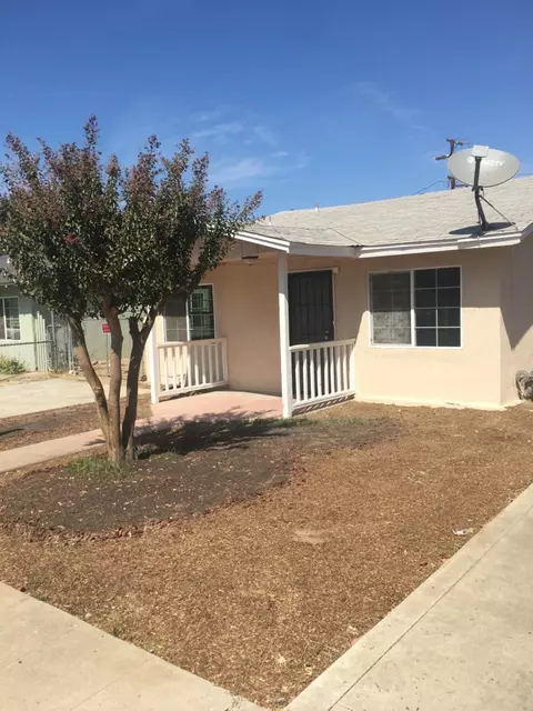 1461 Gibson Ave, Clovis, CA 93611 photo 1
