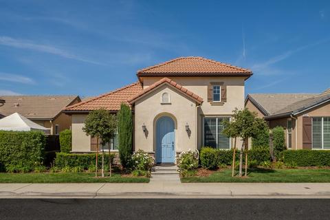 3873 Heritage Ave, Clovis, CA 93619 photo 1