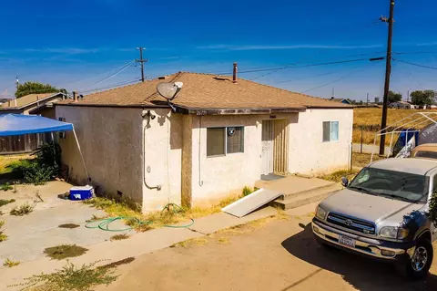 26791 Martin St, Madera, CA 93638 photo 1