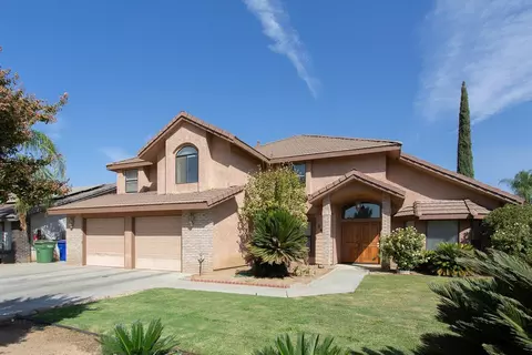 867 E Northridge Dr, Dinuba, CA 93618 photo 1