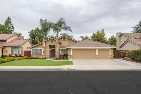 2569 Beverly Ave, Clovis, CA 93611 photo 1