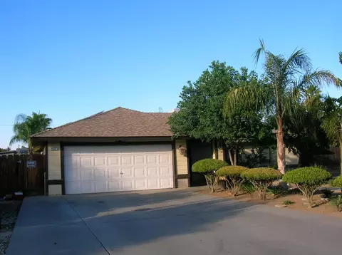 25811 Temple Dr, Madera, CA 93638 photo 1
