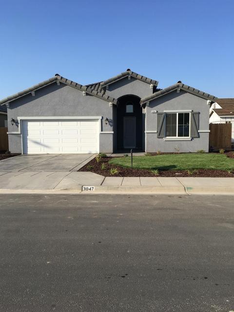 3047 Capistrano Dr, Madera, CA 93637 photo 1